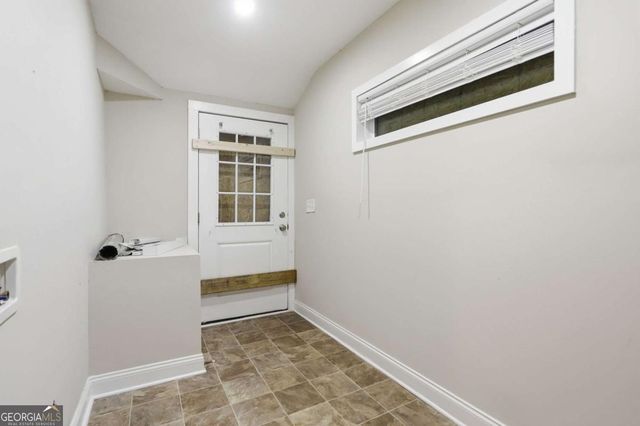 1996 Meadow Lane, Decatur, GA 30032