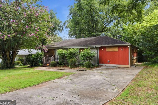 1996 Meadow Lane, Decatur, GA 30032