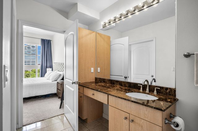 3225 Turtle Creek Boulevard 828, Dallas, TX 75219
