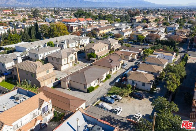 215 N Alhambra Avenue, Monterey Park, CA 91755