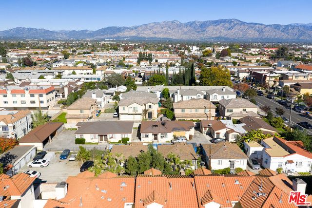 215 N Alhambra Avenue, Monterey Park, CA 91755