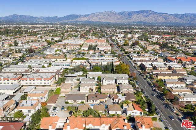 215 N Alhambra Avenue, Monterey Park, CA 91755