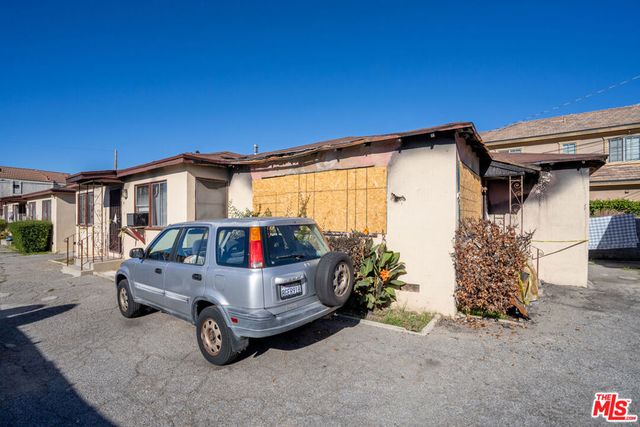 215 N Alhambra Avenue, Monterey Park, CA 91755