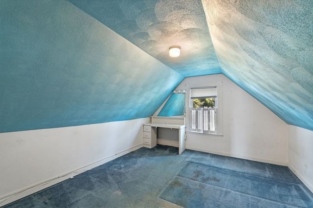 1 English St, Salem, MA 01970