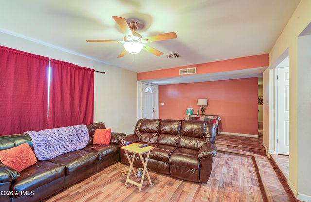 4738 N 40TH Drive, Phoenix, AZ 85019