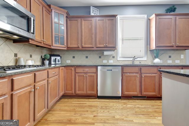 606 Declaration Drive, Peachtree City, GA 30269