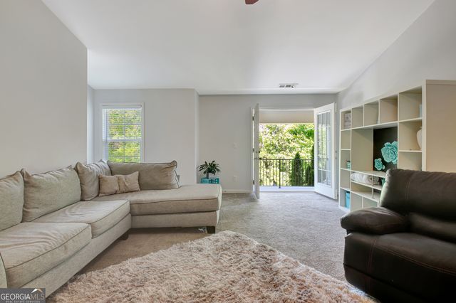 606 Declaration Drive, Peachtree City, GA 30269