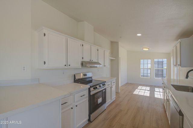 10962 N LOCUST Street, Florence, AZ 85132