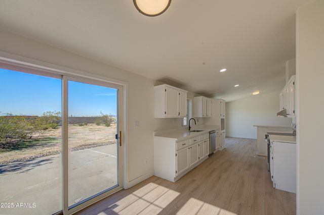 10962 N LOCUST Street, Florence, AZ 85132
