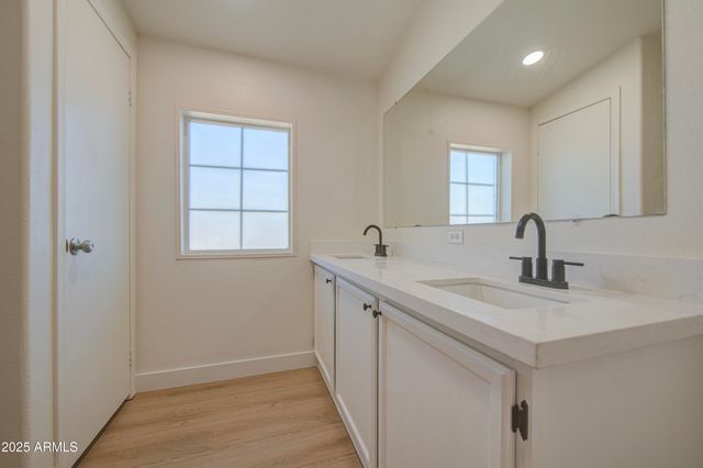 10962 N LOCUST Street, Florence, AZ 85132