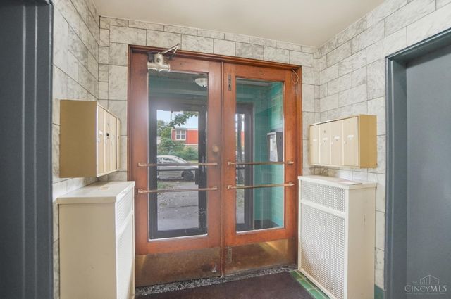 2210 Victory Parkway, Cincinnati, OH 45206