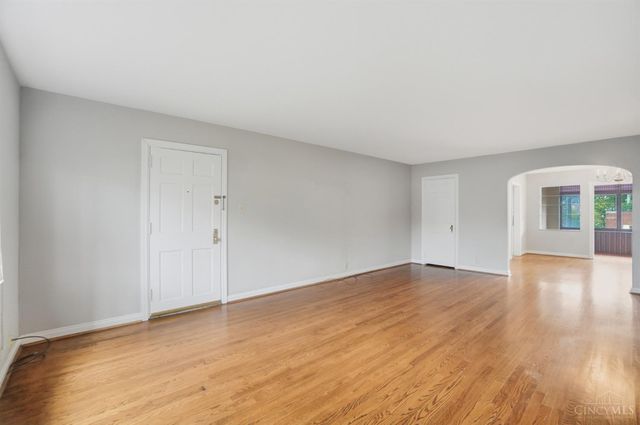 2210 Victory Parkway, Cincinnati, OH 45206