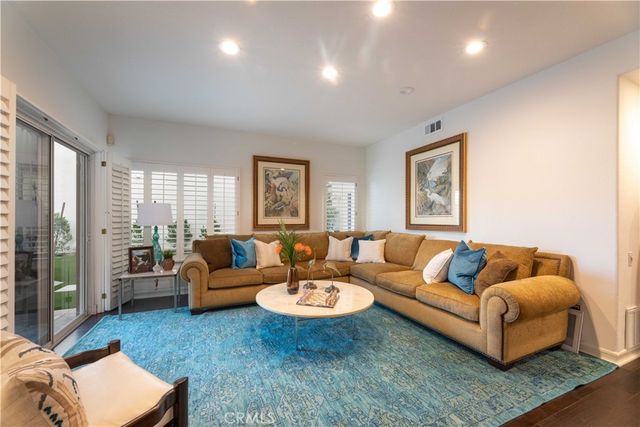5517 China Point, Long Beach, CA 90803
