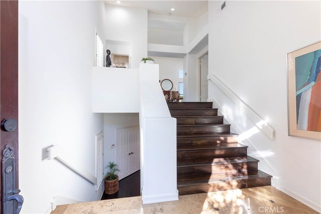5517 China Point, Long Beach, CA 90803