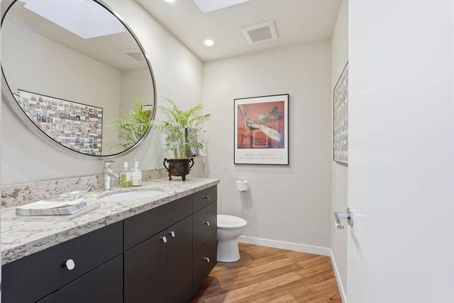 317 E Ranch Rd, Sacramento, CA 95825