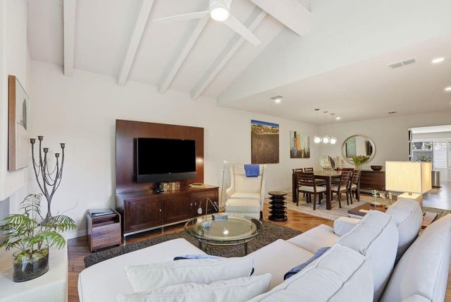 317 E Ranch Rd, Sacramento, CA 95825