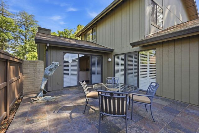 317 E Ranch Rd, Sacramento, CA 95825