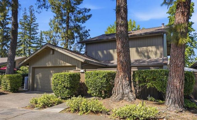 317 E Ranch Rd, Sacramento, CA 95825