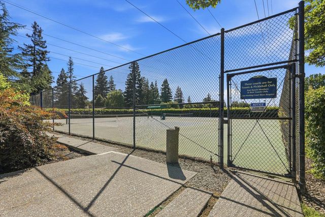 317 E Ranch Rd, Sacramento, CA 95825