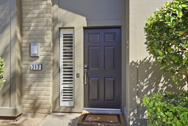 317 E Ranch Rd, Sacramento, CA 95825