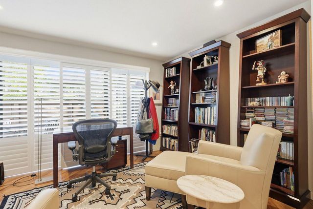 317 E Ranch Rd, Sacramento, CA 95825