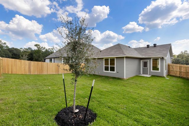 613 Rockbridge Drive, Huntsville, TX 77340