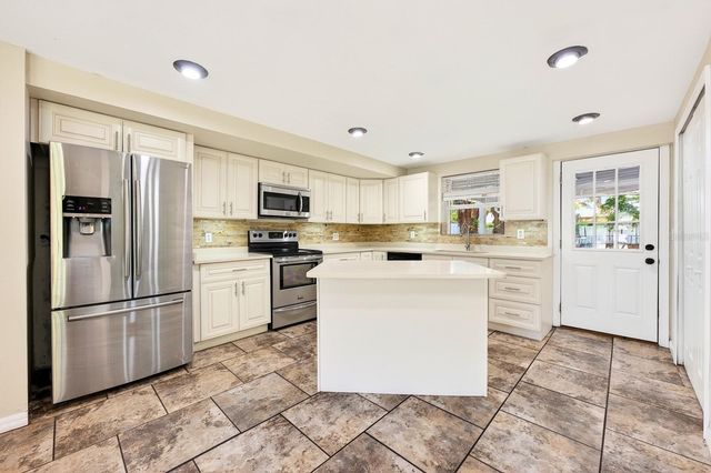 2821 TOURAINE AVENUE, Orlando, FL 32812