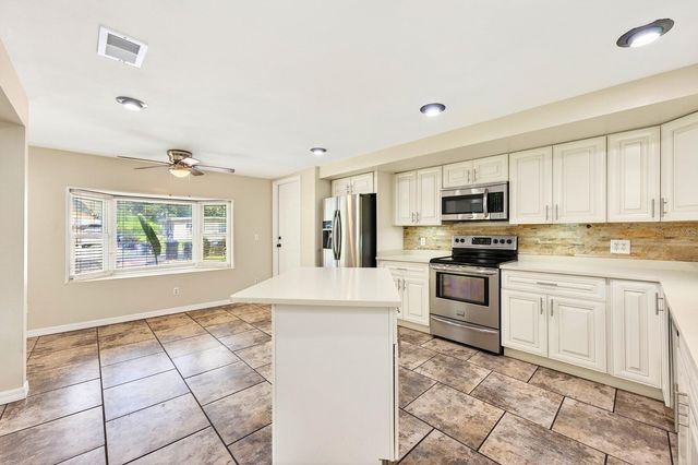 2821 TOURAINE AVENUE, Orlando, FL 32812