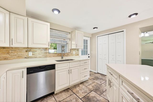 2821 TOURAINE AVENUE, Orlando, FL 32812