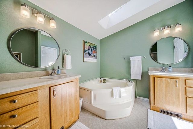 1725 N HODGES Ln, Spokane Valley, WA 99016