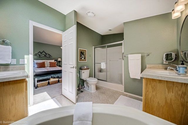 1725 N HODGES Ln, Spokane Valley, WA 99016