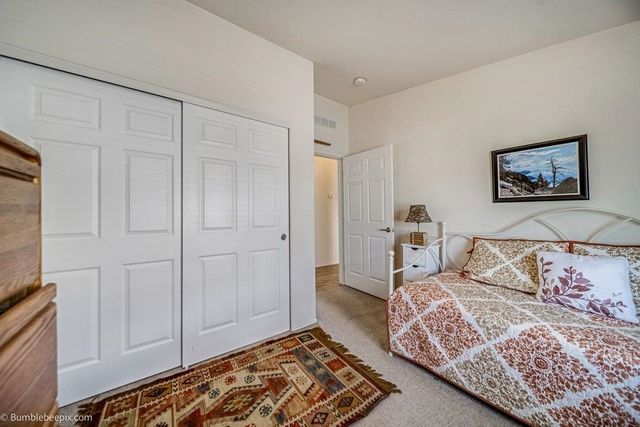 1725 N HODGES Ln, Spokane Valley, WA 99016