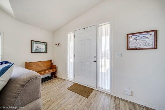 1725 N HODGES Ln, Spokane Valley, WA 99016