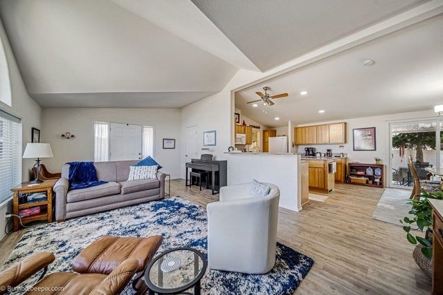 1725 N HODGES Ln, Spokane Valley, WA 99016