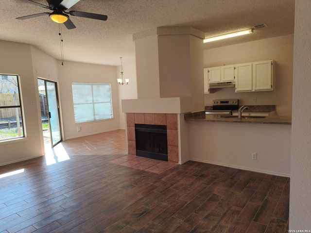 9811 Autumn Star, San Antonio, TX 78254