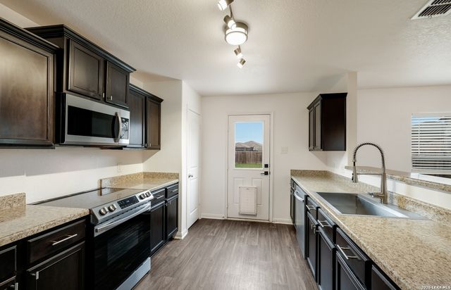 7322 Bowdre, San Antonio, TX 78252