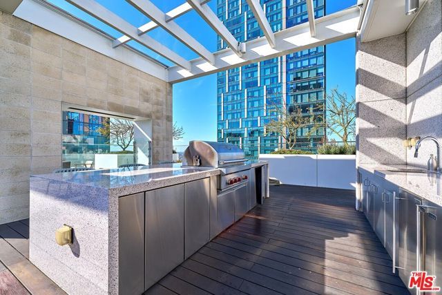 877 Francisco Street 1207, Los Angeles, CA 90017