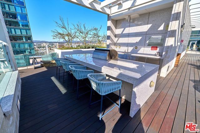 877 Francisco Street 1207, Los Angeles, CA 90017