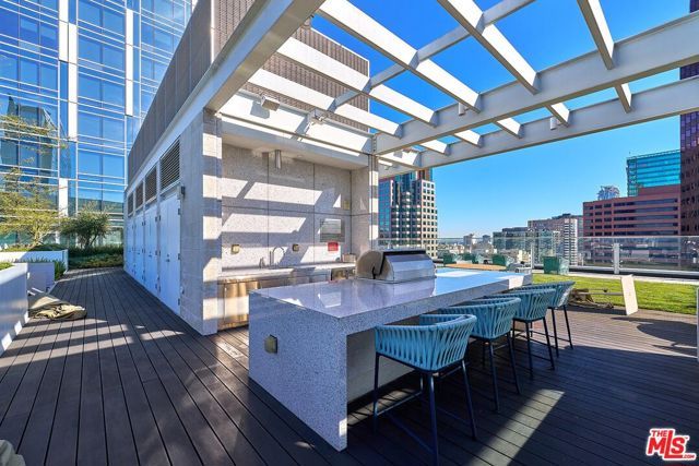 877 Francisco Street 1207, Los Angeles, CA 90017