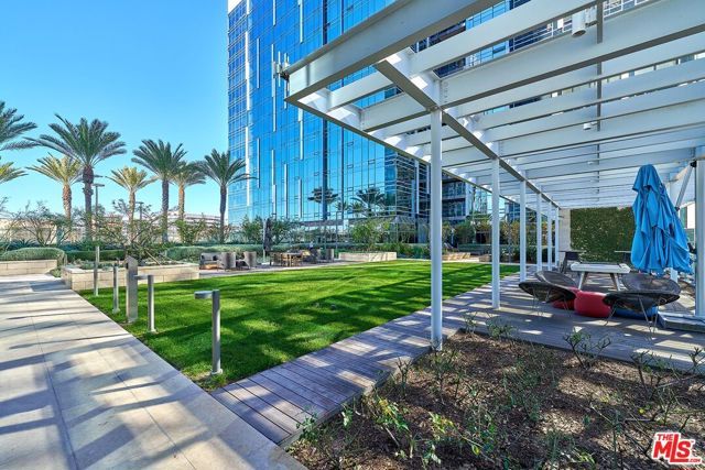 877 Francisco Street 1207, Los Angeles, CA 90017