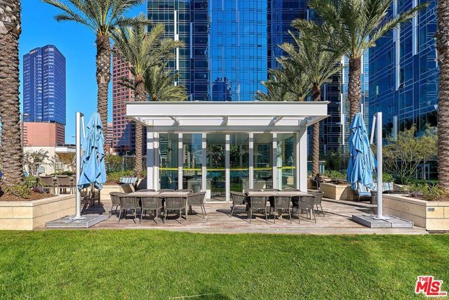 877 Francisco Street 1207, Los Angeles, CA 90017