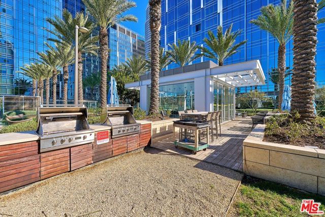 877 Francisco Street 1207, Los Angeles, CA 90017