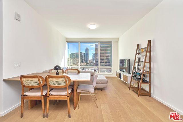 877 Francisco Street 1207, Los Angeles, CA 90017