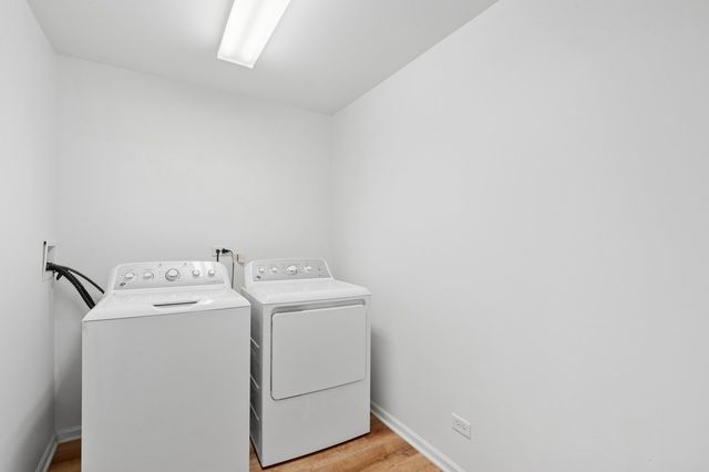 152 Jackson Street, Gilberts, IL 60136