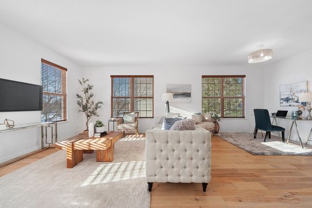 152 Jackson Street, Gilberts, IL 60136