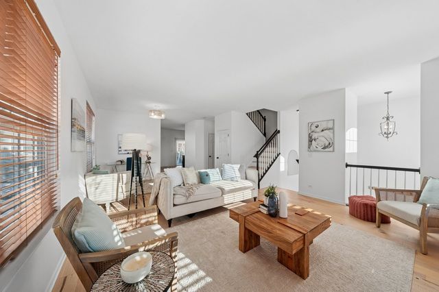 152 Jackson Street, Gilberts, IL 60136