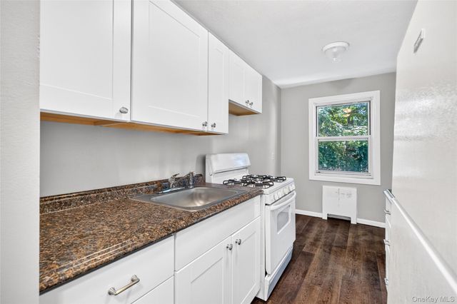 205 West Post Road 1N, White Plains, NY 10606