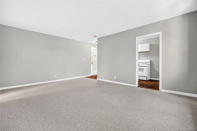 205 West Post Road 1N, White Plains, NY 10606