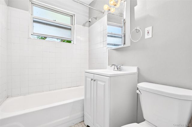 205 West Post Road 1N, White Plains, NY 10606