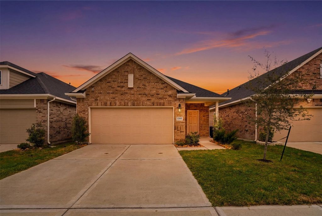 11818 Beachberry Drive, Houston, TX 77034